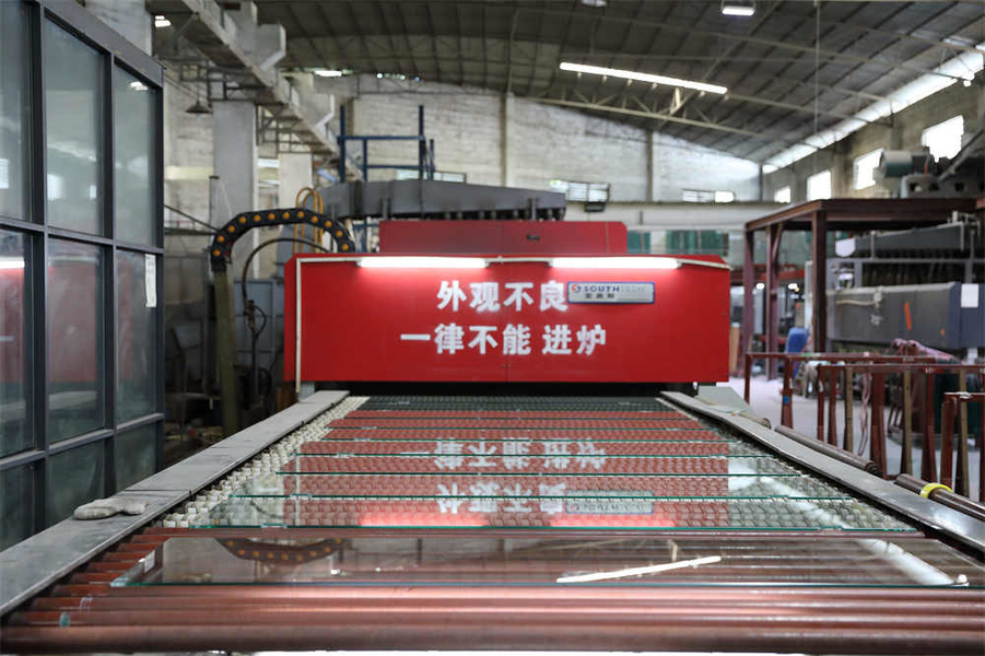 foshan nanhai ruixin glass co., ltd linea di produzione del fabbricante